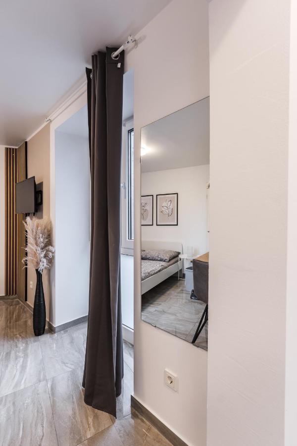 Apartments Cologne Exterior photo